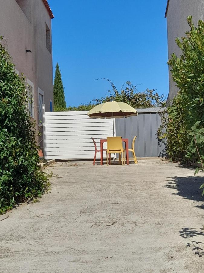 Appartement Avec Exterieur Et Parking Gratuit Perpignan Dış mekan fotoğraf