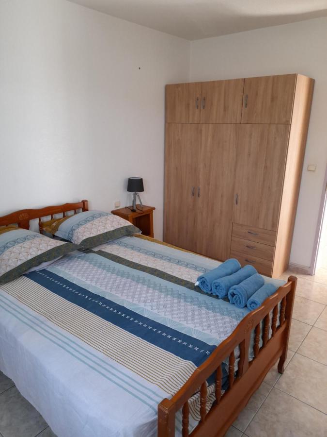 Appartement Avec Exterieur Et Parking Gratuit Perpignan Dış mekan fotoğraf